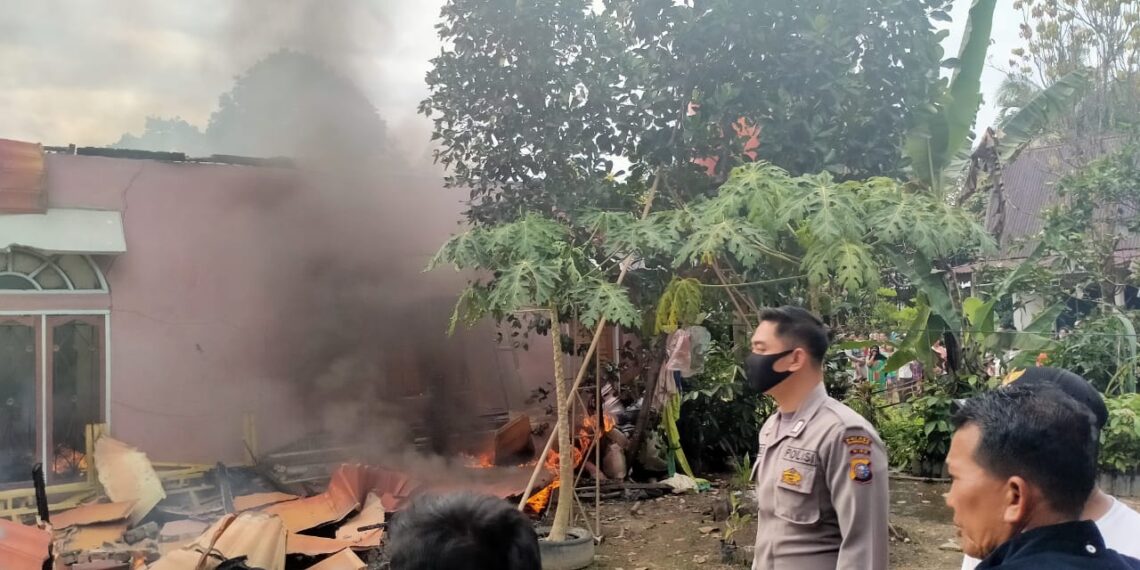 2 Unit Rumah di Tambang Kampar Terbakar, Tidak Ada Korban Jiwa dan Kerugian Sekitar Rp 500 Juta