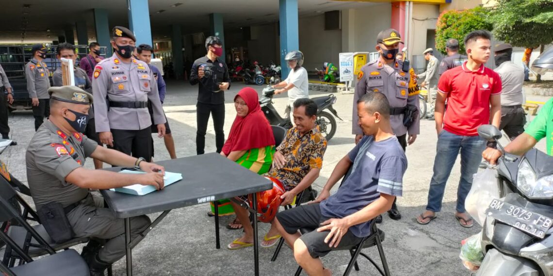 TNI-POLRI Bersama Satpol PP di Kampar Gelar Operasi Yustisi Pendisiplinan Protokol Kesehatan