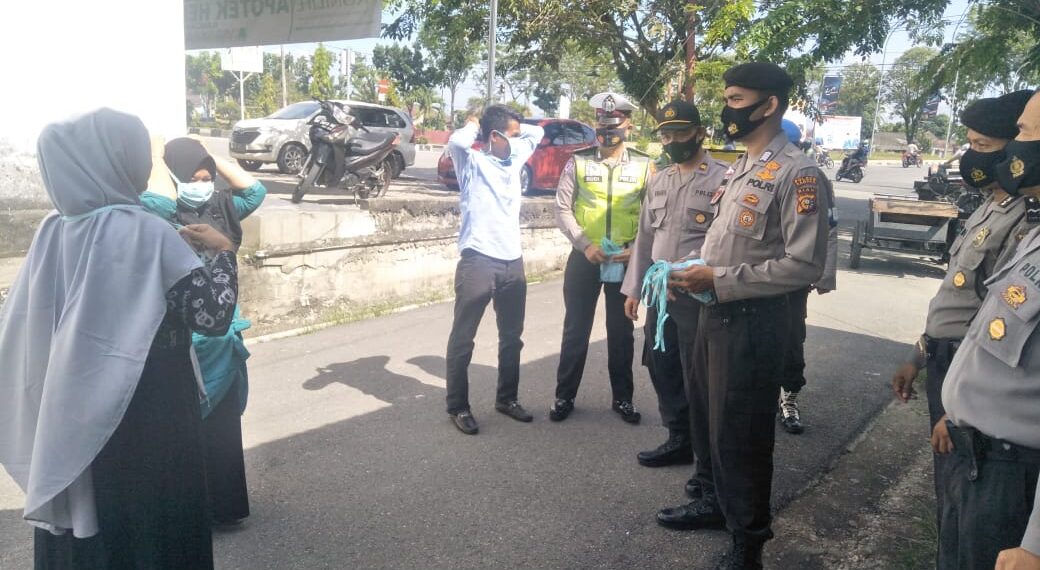 Jajaran Polres Kampar Rutin Lakukan Himbauan dan Pendisiplinan Masyarakat Terapkan Protokol Kesehatan