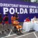 Polda Riau Gelar Konferensi Pers Ungkap Kasus Pembunuhan Pengusaha Rental Mobil