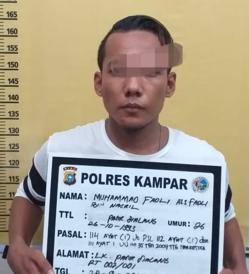 Resnarkoba Polres Kampar Tangkap Pengedar Shabu dan Ganja Kering di Pasir Sialang