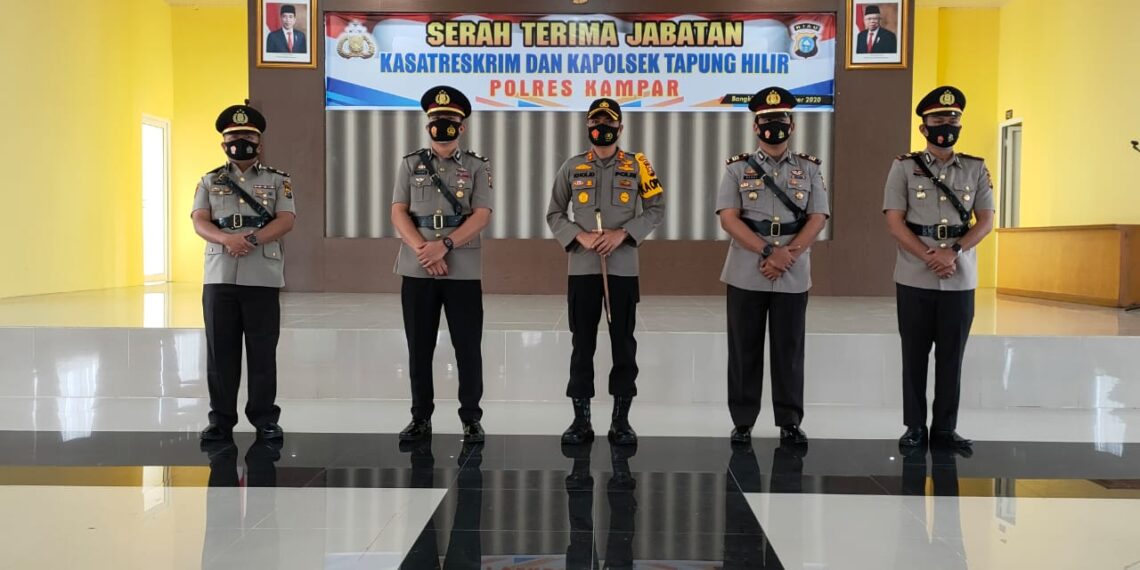 Kapolres Kampar Pimpin Sertijab Kasat Reskrim dan Kapolsek Tapung Hilir dengan Protokol Kesehatan Ketat