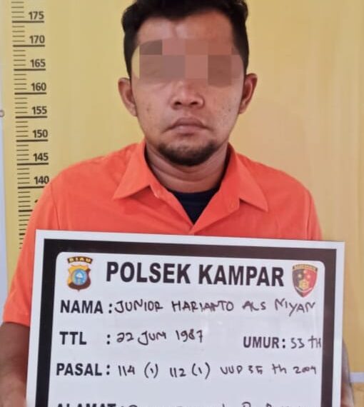 Polsek Kampar Ringkus Seorang Pengedar Shabu di Desa Penyasawan