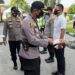 Kapolres Kampar Kembali Bagikan Multi Vitamin Untuk Anggotanya Dimasa Pandemi Covid-19