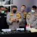 Polda Riau Gulung Sindikat Narkoba, 9 Tersangka dan 7 Pucuk Senpi serta 3 KG Shabu Diamankan