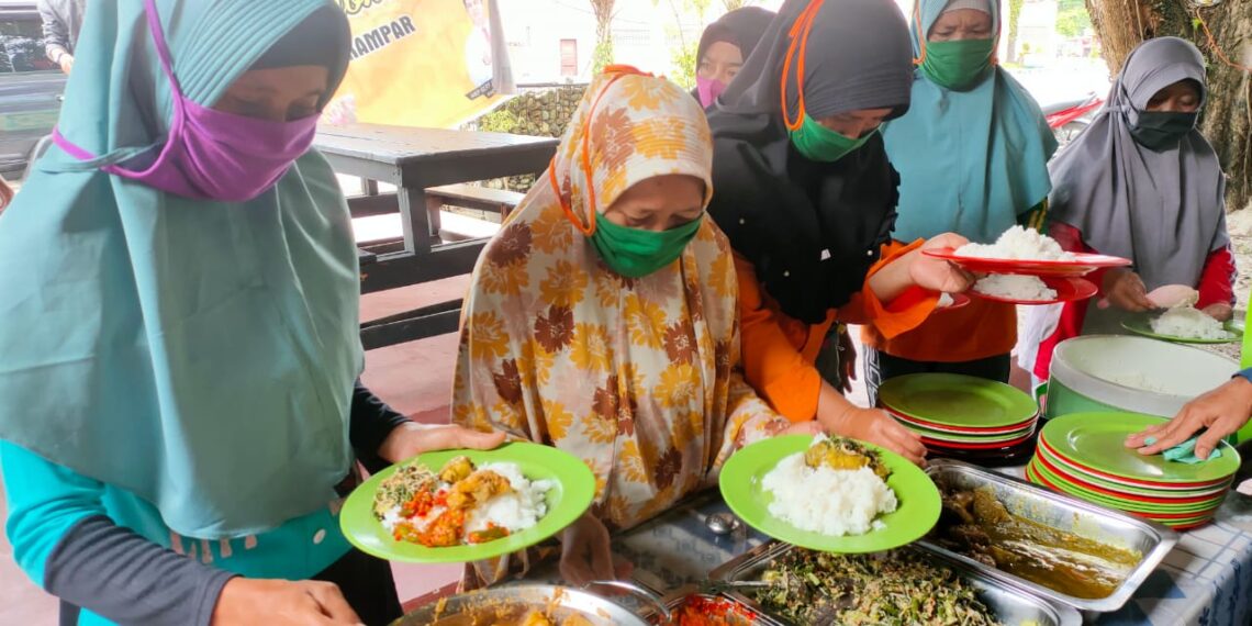 Jumat Barokah Satreskrim Polres Kampar, Sediakan Makan Siang Gratis Untuk Anak Panti Asuhan