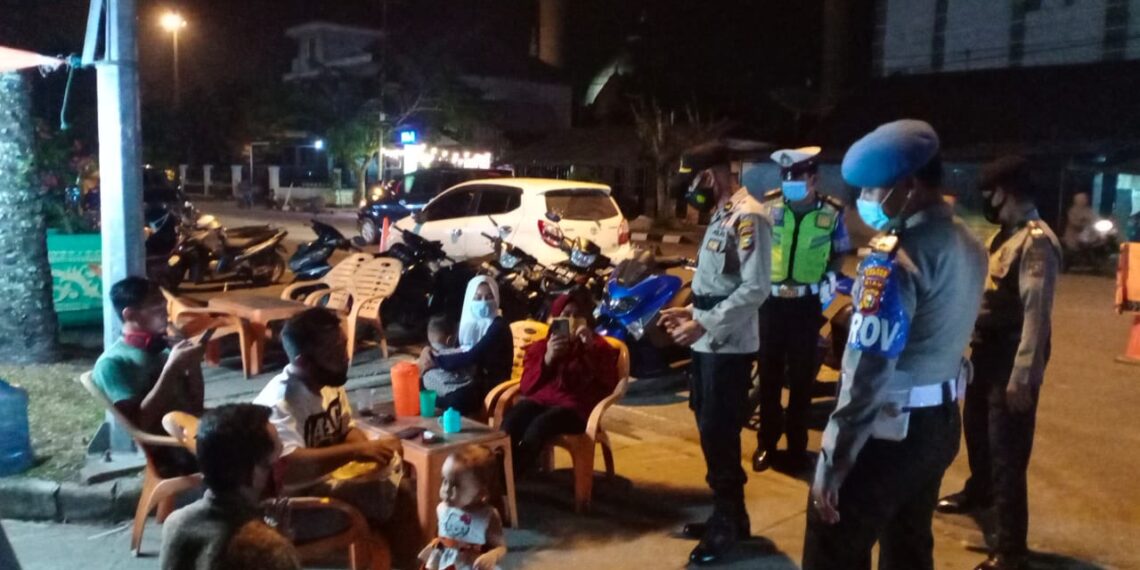 Selama Long Weekend Jajaran Polres Kampar Gencarkan Himbauan Protokol Kesehatan