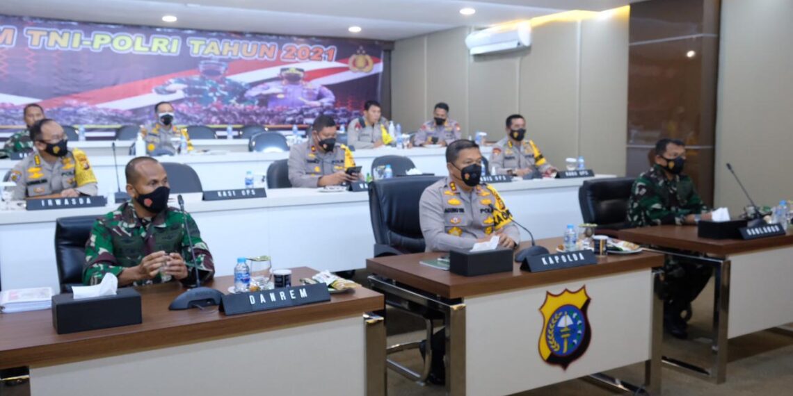Kapolda Riau, Danrem 031/ WB, Danlanud RN, Ikuti Rapim TNI/Polri Tahun 2021 Secara Virtual