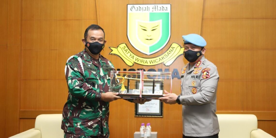 Kadiv Propam Polri Kunjungi Danpuspom AD, Perkuat Sinergitas Penegakkan Disiplin Anggota TNI-Polri