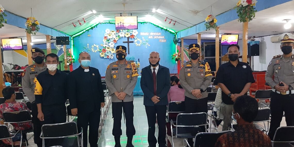 Kapolres Kampar Tinjau Pengamanan Gereja Saat Kegiatan Jumat Agung Jelang Paskah 2021