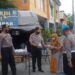 Serdik Sespimmen Polri Kompol Ricky Ricardo SIK, Bagikan Takjil Gratis Jelang Buka Puasa