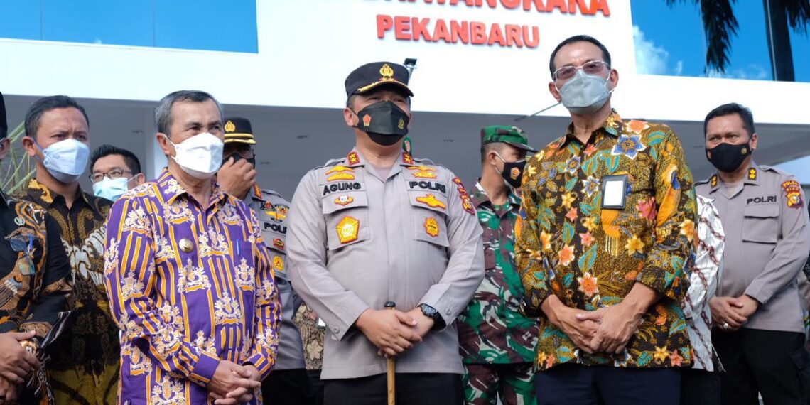 Kapolda Riau Resmikan Vaksin Center Rumah Sakit Bhayangkara Polda Riau
