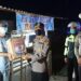 Polres Kampar Gelar Patroli Skala Besar dan Bagikan Bansos Untuk Warga Kurang Mampu 