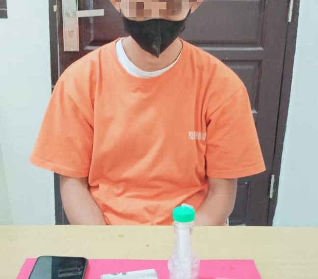Polsek Perhentian Raja Tangkap Pengedar Narkoba dengan Barang Bukti 7 Paket Shabu Siap Edar