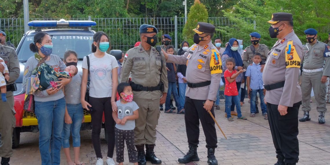 Pesan Kapolda Riau Saat Lepas Keberangkatan Pasukan BKO Papua : Waspada Potensi Ancaman