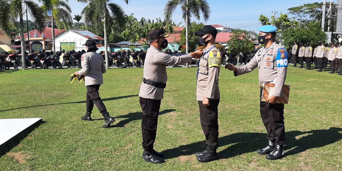 Seluruh Bhabinkamtibmas Jajaran Polres Kampar Mengikuti Apel Akbar di Polres Kampar