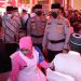Kapolda Riau Serahkan 1500 Dosis Vaksin, Bansos dan Bantuan Untuk Masjid Saat Kunker ke Inhil