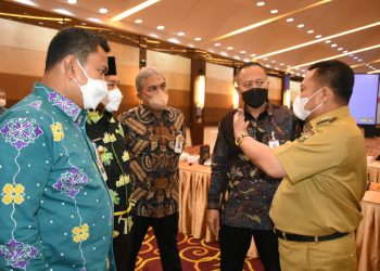 Bupati Kampar Minta Para Pimpinan Baru Bank Riau Berikan Kontribusi Lebih