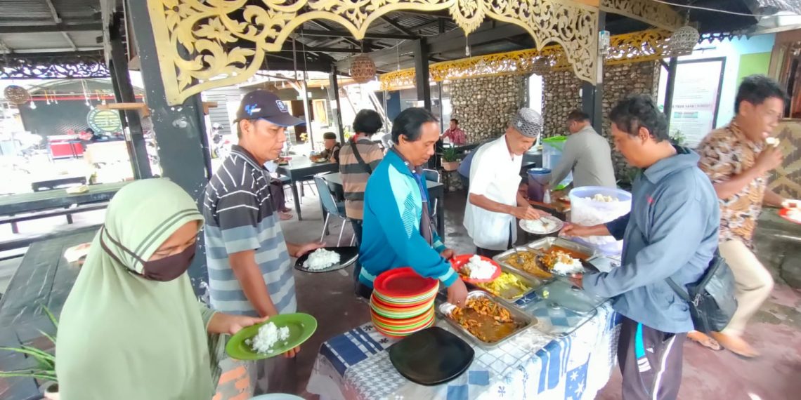 Kegiatan Jumat Barokah Satreskrim Polres Kampar, Edisi 19 November 2021