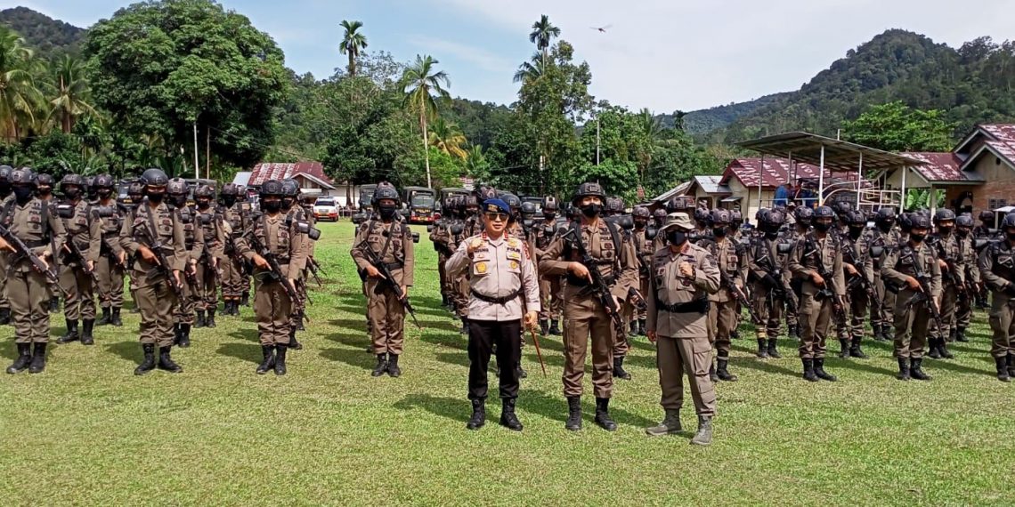 100 Personel Brimob Diturunkan Di Rimbang Baling, Back Up Pemberantasan Illegal Logging