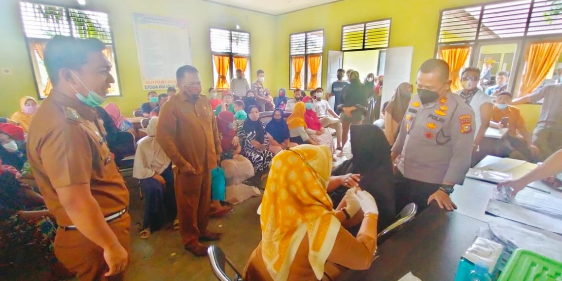 Hari ini Kabupaten Kampar Kembali Pecahkan Rekor Vaksinasi Harian Sebanyak 13.644 Orang