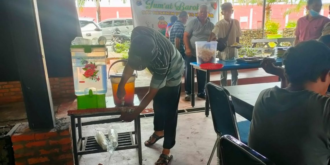 Kegiatan Jumat Barokah Satreskrim Polres Kampar Edisi 17 Desember 2021
