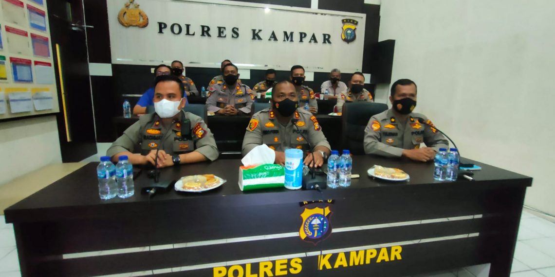 Konferensi Pers Akhir Tahun, Kapolres Kampar Sampaikan Capaian Kinerja Selama 2021