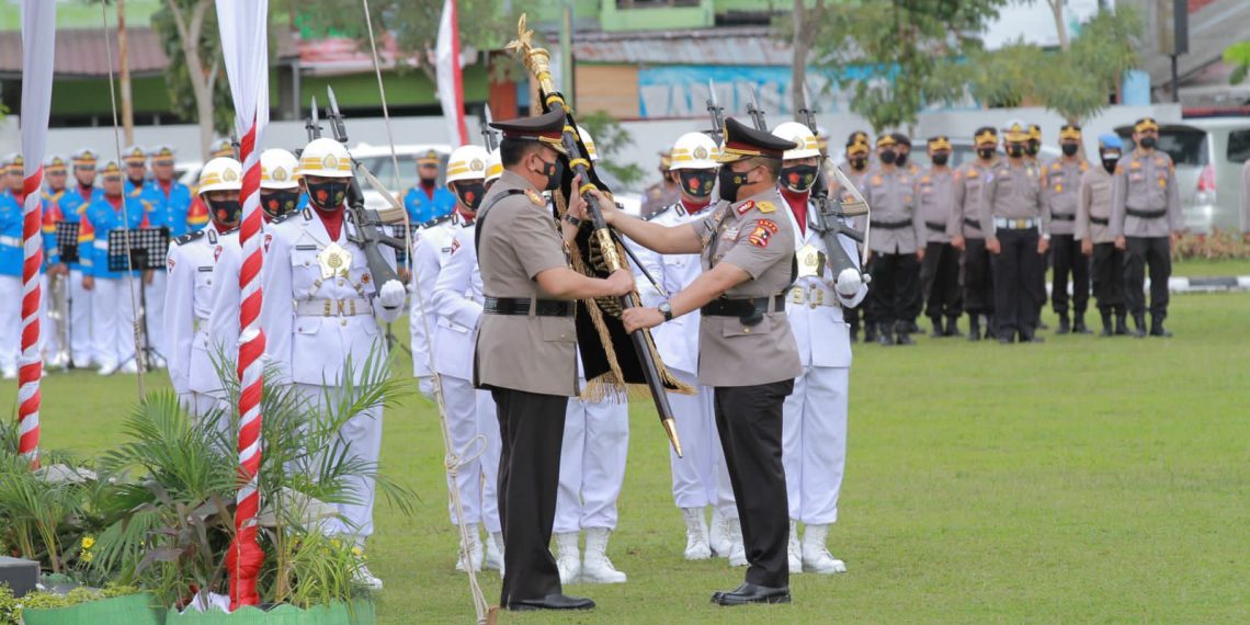 Farawell And Wellcome Parade Digelar, Polda Riau Miliki Pimpinan Baru.