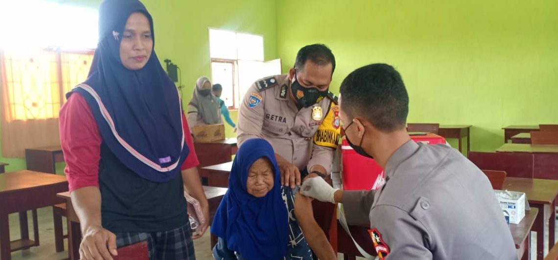 Gaspol Percepatan Vaksin, Kapolres Kampar: Untuk Menyelamatkan Rakyat Dari Tranmisi Covid-19, Yakni Omicron