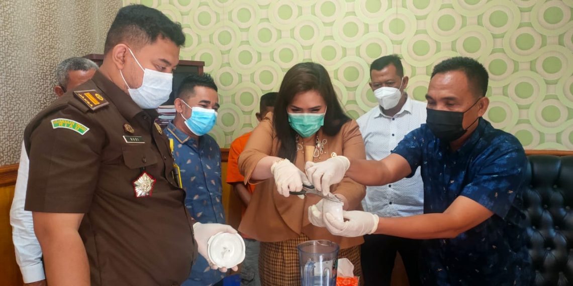 Polres Kampar Musnahkan Barang Bukti 64,59 Gram Shabu dan 2 Kg Lebih Daun Ganja Kering