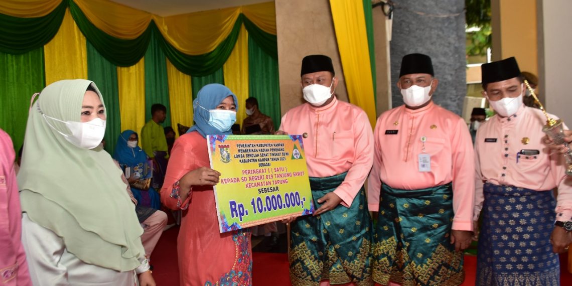 Lomba Memeriahkan Hari Jadi Kampar, Serahkan Hadiah, Catur Sugeng, Apresiasi Panitia dan Masyarakat 