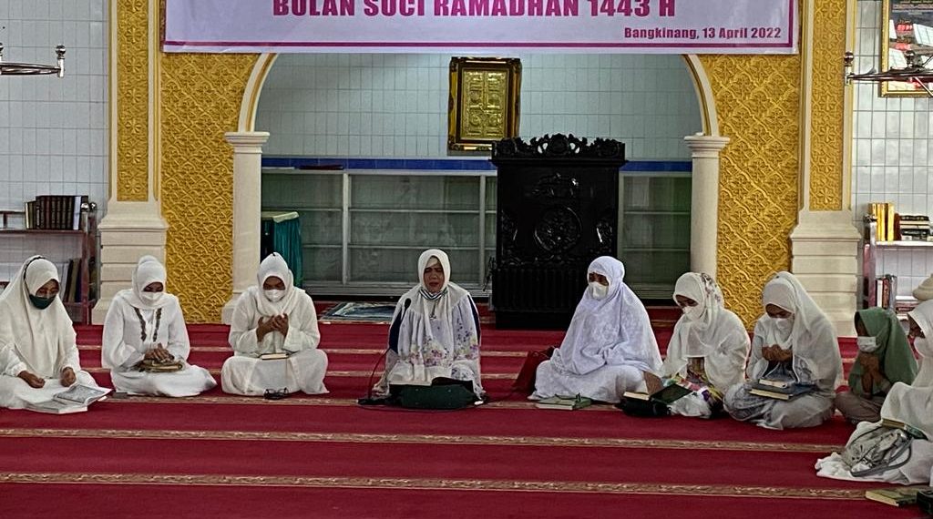 Bhayangkari Cabang Kampar melaksanakan kegiatan Tadarus dan Khatam Alquran