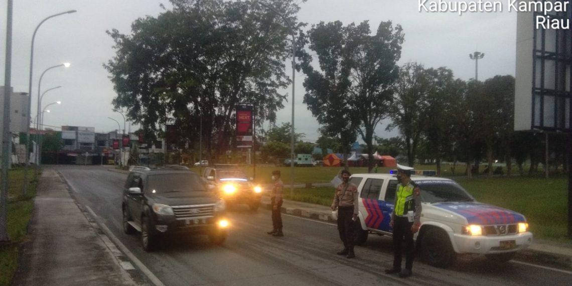 Satlantas Polres Kampar Lakukan Patroli Blue Light Pagi