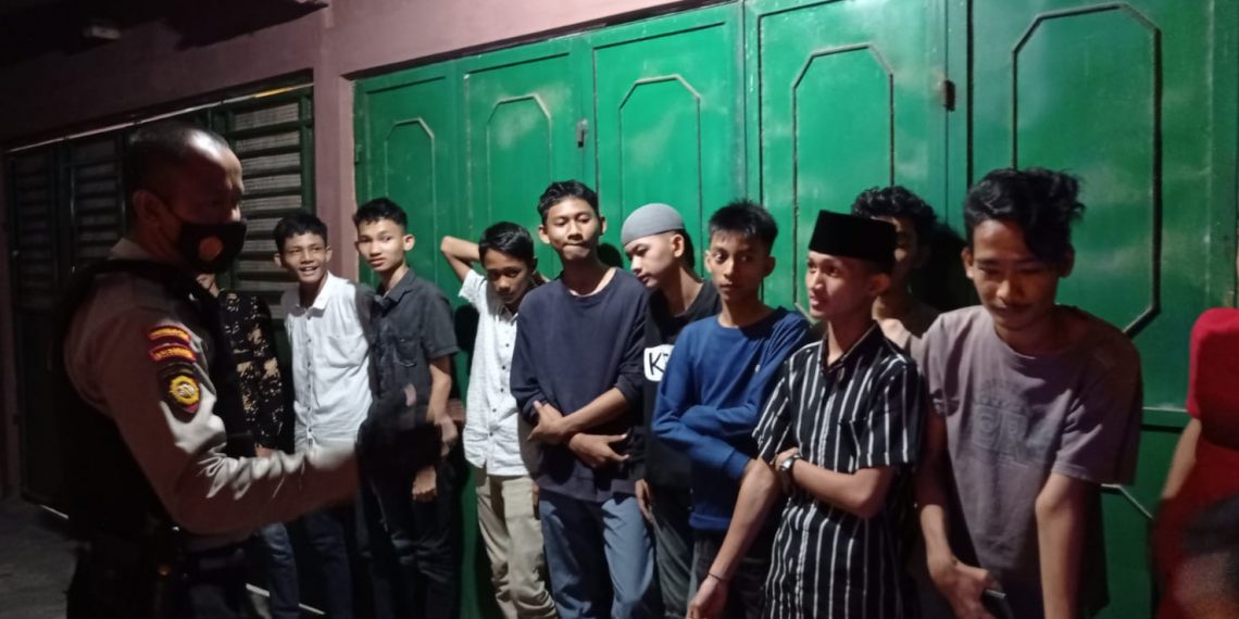 Memberi Rasa Aman, Tim Tembak Patroli Giat Melaksanakan Patroli