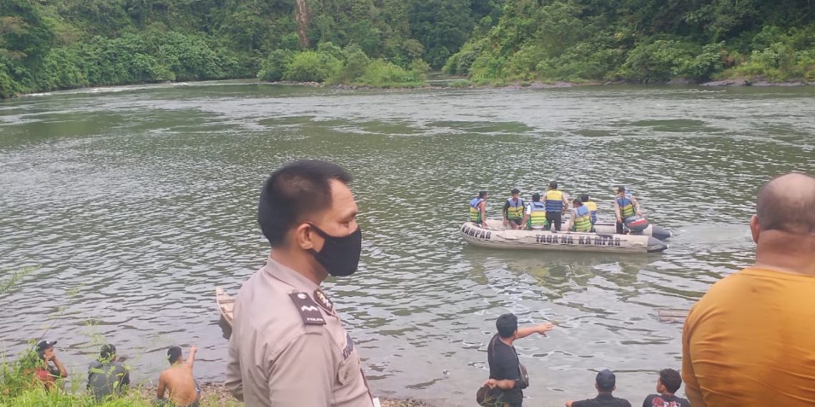 Nyebrang Sungai Lalu Tenggelam dan Masih Dalam Pencarian Tim Gabungan