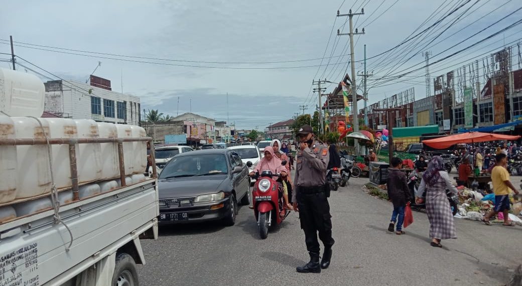 Polres Kampar Kerahkan Personel di Titik Rawan Macet.