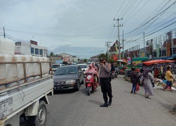 Polres Kampar Kerahkan Personel di Titik Rawan Macet.