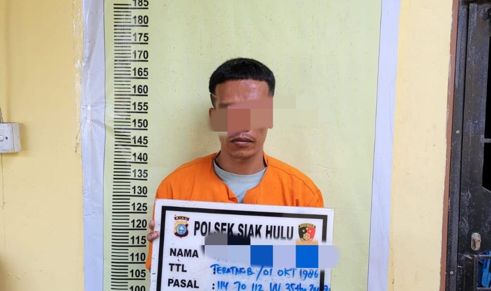 Nunggu Pelanggan Pelaku Narkoba di Sergap di Pinggir Jalan Oleh Polsek Siak Hulu