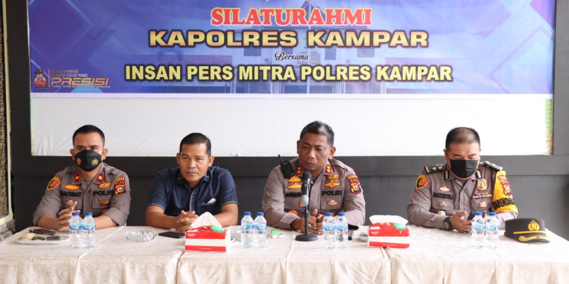Adakan Coffe Morning, Kapolres Kampar Ajak Wartawan Menjaga Kamtibmas di Kab.Kampar