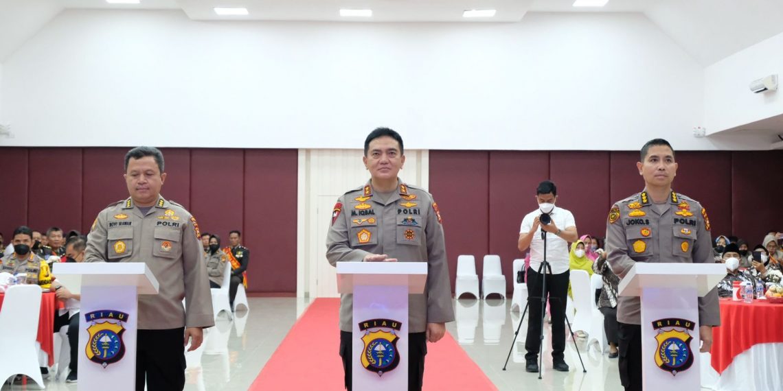 Biro Sumber Daya Manusia (SDM) Polda Riau Luncurkan Aplikasi E-Watpers, E-Library dan Perpustakaan