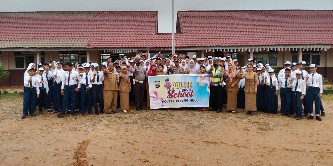Polsek Tapung Hulu Lakukan Giat Police Goes To School ke UPT SMP Negeri 6