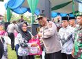Kapolres Kampar Berikan Bansos Sembako Kepada 105 Guru Honorer, Yulianis : Ini Pertama Dalam 15 Tahun