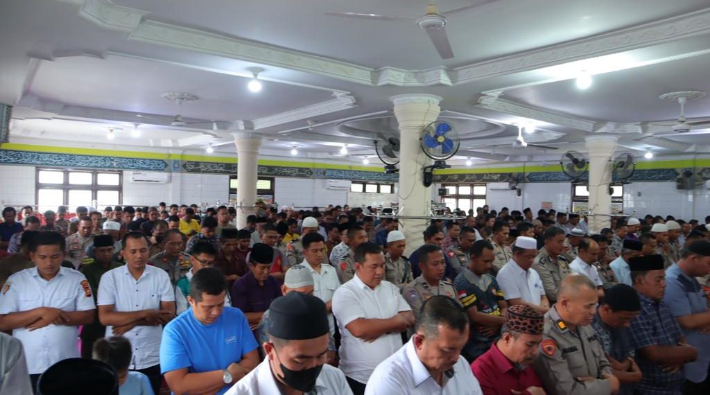 Doakan Korban Gempa di Cianjur, Polres Kampar Gelar Sholat Ghaib