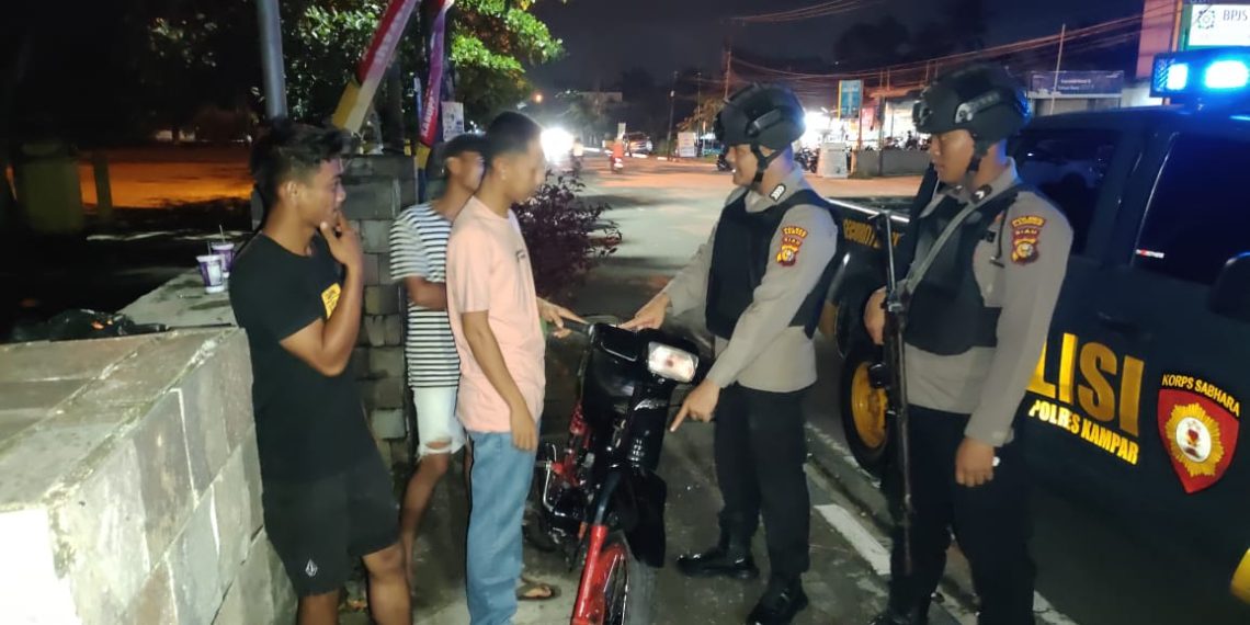 Ciptakan Harkamtibmas Kondusif, Team Tembak Polres Kampar Gencar Patroli Malam