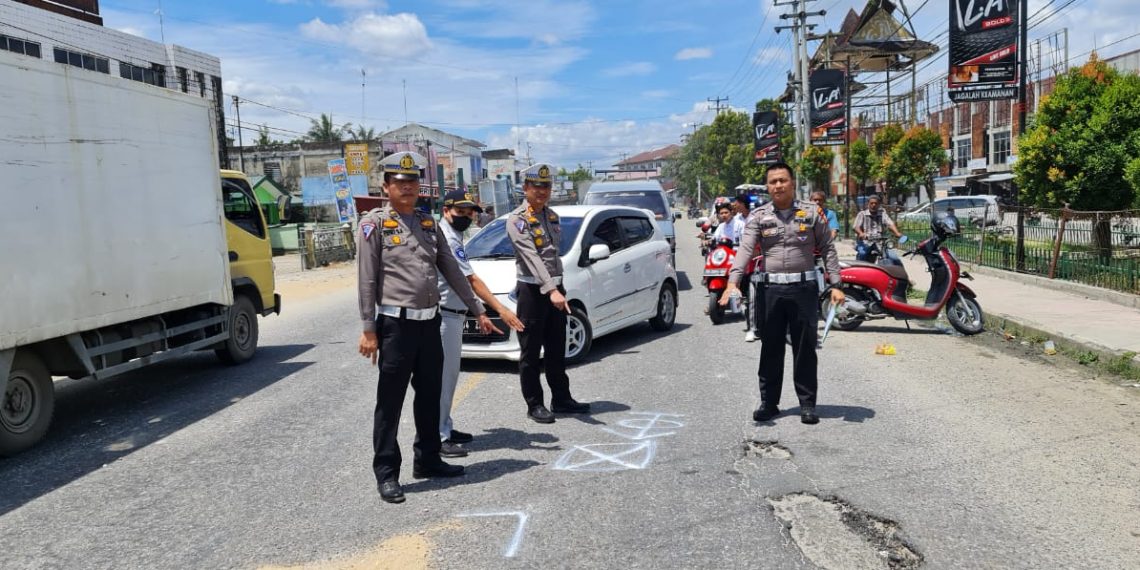 3 Korban Tabrakan di Air Tiris, Satu di Antaranya Digilas Tronton