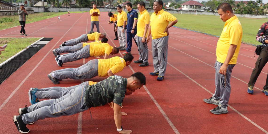 Kapolres Kampar Pimpin Olahraga Bersama di Stadion Tuanku Tambusai Bangkinang