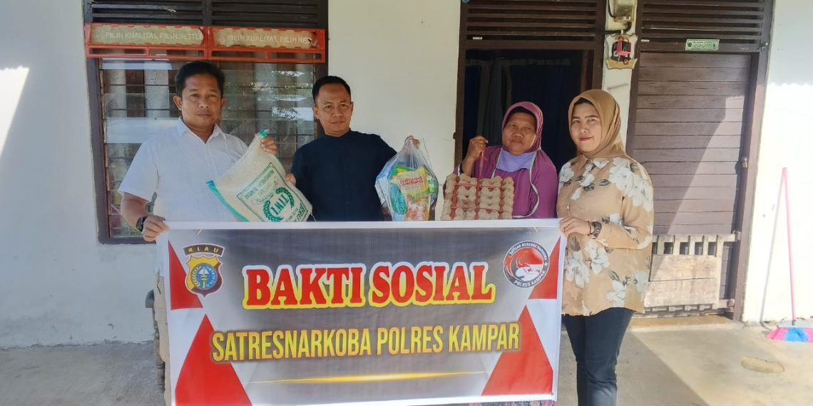 Kasatresnarkoba Polres Kampar Laksanakan Bhakti Sosial di Bulan Ramadan 1444 H