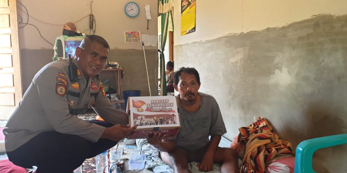 Menyambut Idul Fitri 1444 H, Polsek Tapung Hulu Kembali Bagikan Paket Sembako