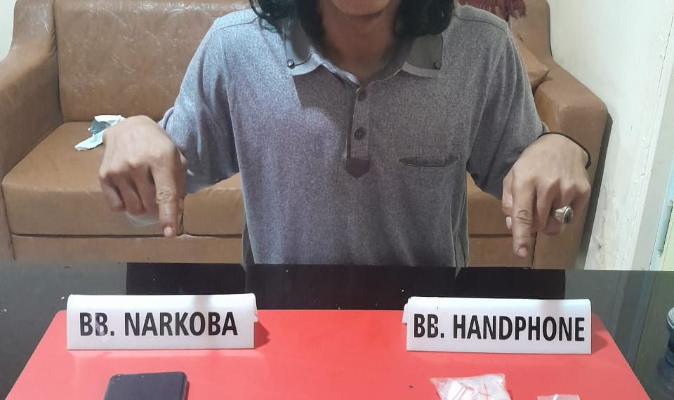 Tim Ojoloyo Grebek Rumah Pelaku Narkoba di Desa Sungai Petai