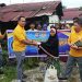 Jumpe Romansa Biro SDM Polda Riau Bagikan Sembako, Al-Quran Dan Sejumlah Uang Santunan Kepada Masyarakat